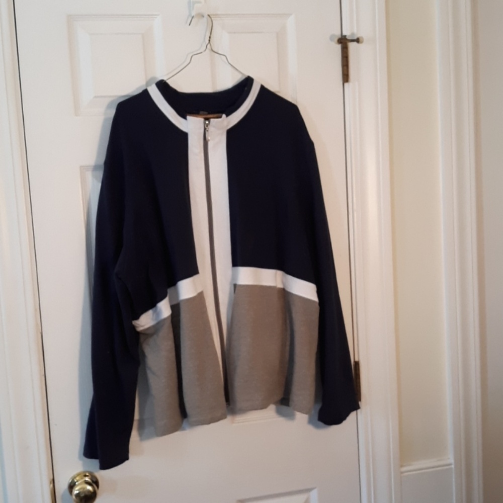 Sweatcoat - Picture 2 of 6
